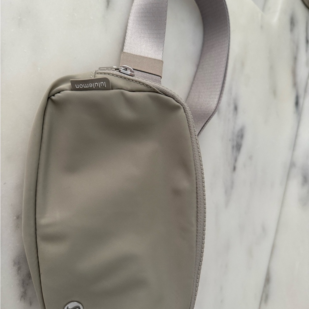 lululemon Belt Bag